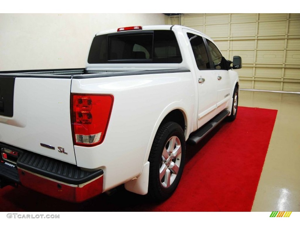 2011 Titan SL Crew Cab - Blizzard White / Charcoal photo #6