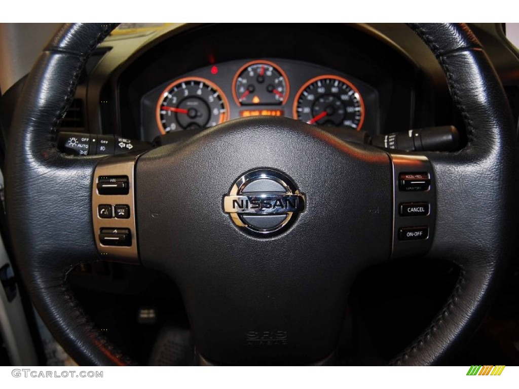 2011 Titan SL Crew Cab - Blizzard White / Charcoal photo #24