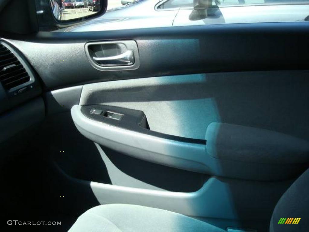 2007 Accord SE Sedan - Cool Blue Metallic / Gray photo #17