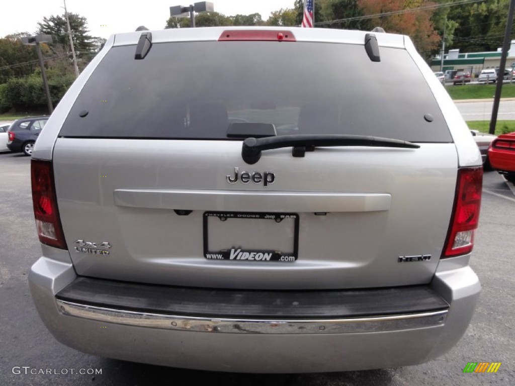 2008 Grand Cherokee Limited 4x4 - Bright Silver Metallic / Dark Khaki/Light Graystone photo #7
