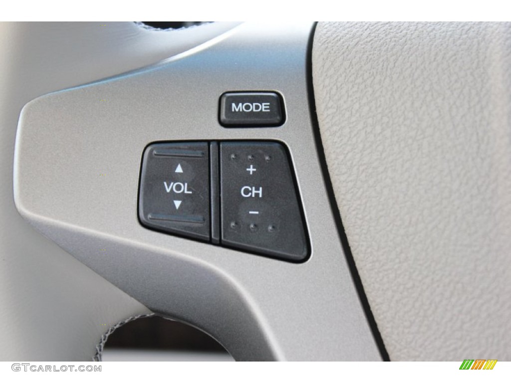 2013 Acura MDX SH-AWD Controls Photo #72355485