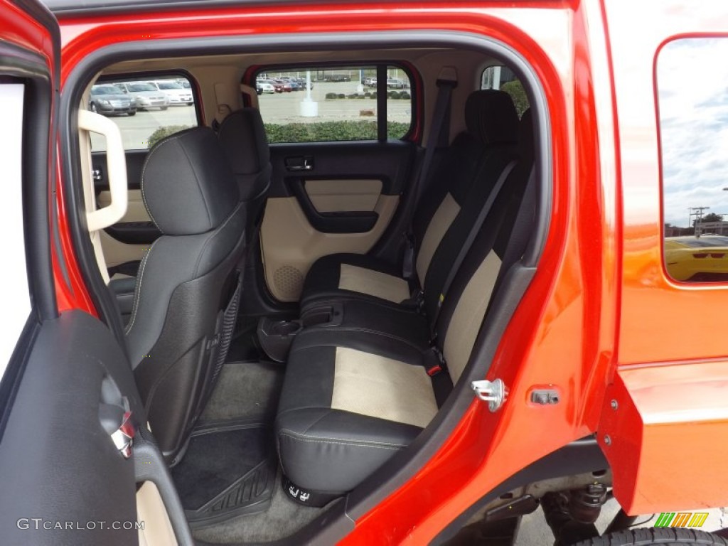 Ebony Black/Light Cashmere Beige Interior 2006 Hummer H3 Standard H3 Model Photo #72355620