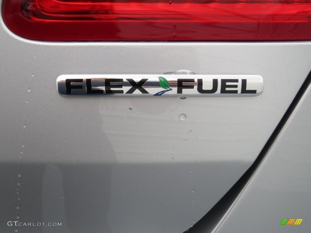 2013 Ford Taurus SE Marks and Logos Photo #72356094