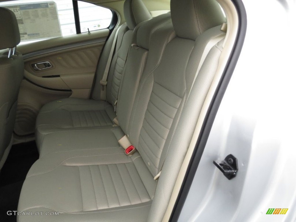 2013 Ford Taurus SE Rear Seat Photo #72356205