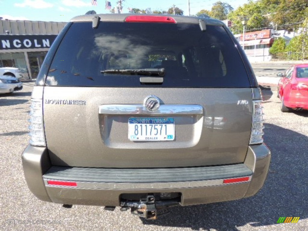 2006 Mountaineer Luxury AWD - Mineral Grey Metallic / Camel photo #8