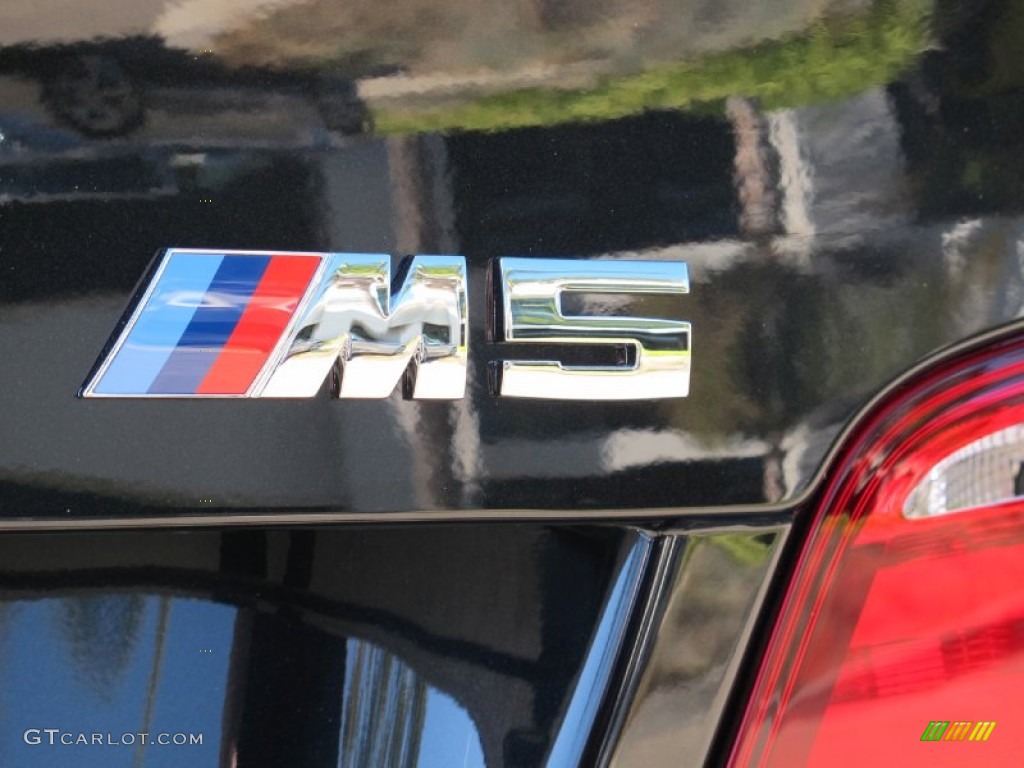 2013 BMW M5 Sedan Marks and Logos Photo #72359062