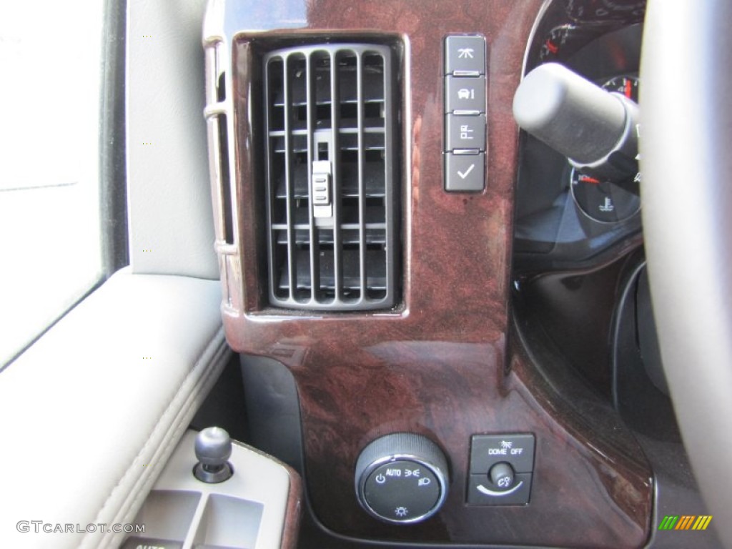 2012 Chevrolet Express 1500 AWD Passenger Conversion Van Controls Photo #72361800