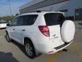 Super White - RAV4 4WD Photo No. 3