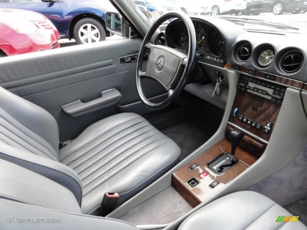 Grey Interior 1988 Mercedes-Benz SL Class 560 SL Roadster Photo #72363734