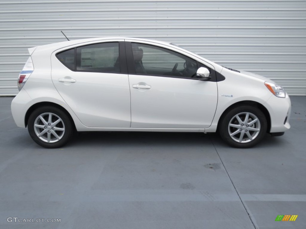 Moonglow 2012 Toyota Prius c Hybrid Four Exterior Photo #72365035