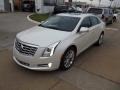 White Diamond Tricoat - XTS Premium FWD Photo No. 1