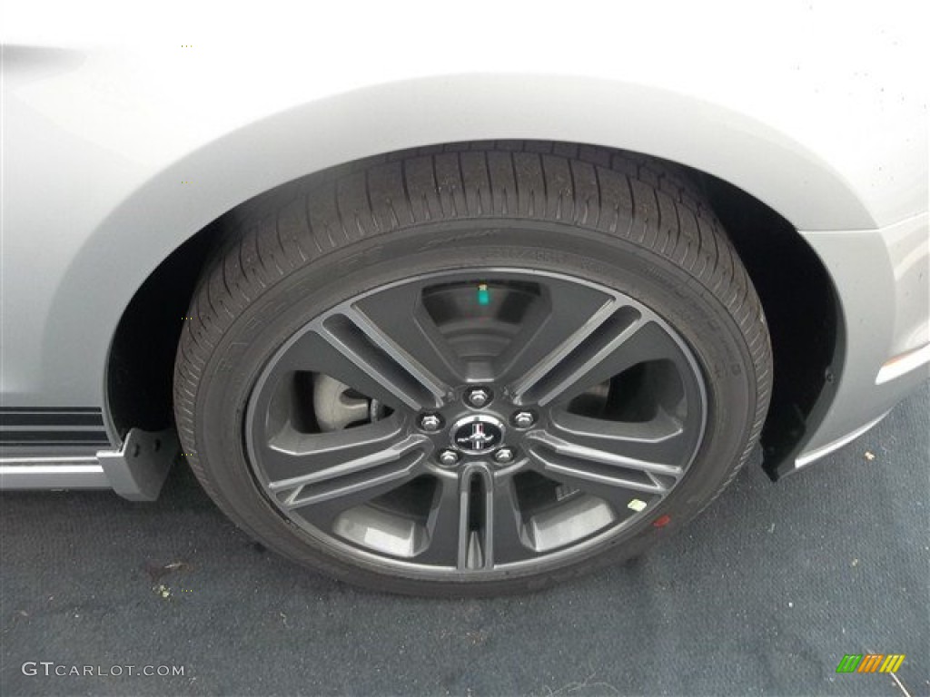 2013 Mustang V6 Coupe - Ingot Silver Metallic / Charcoal Black photo #10