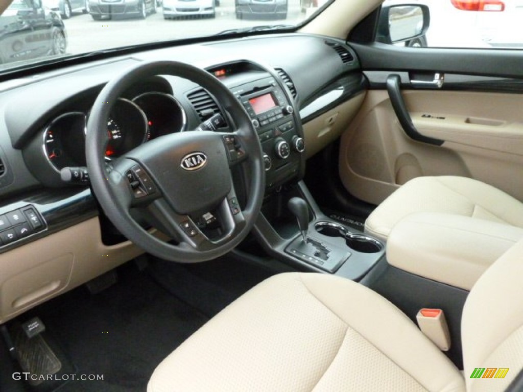 2011 Sorento LX AWD - Tuscan Olive / Beige photo #17