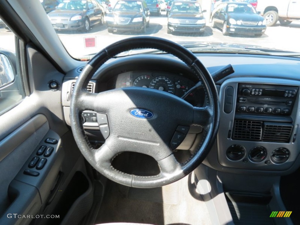 2004 Explorer XLT - Medium Wedgewood Blue Metallic / Graphite photo #12