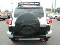 Iceberg White - FJ Cruiser 4WD Photo No. 4