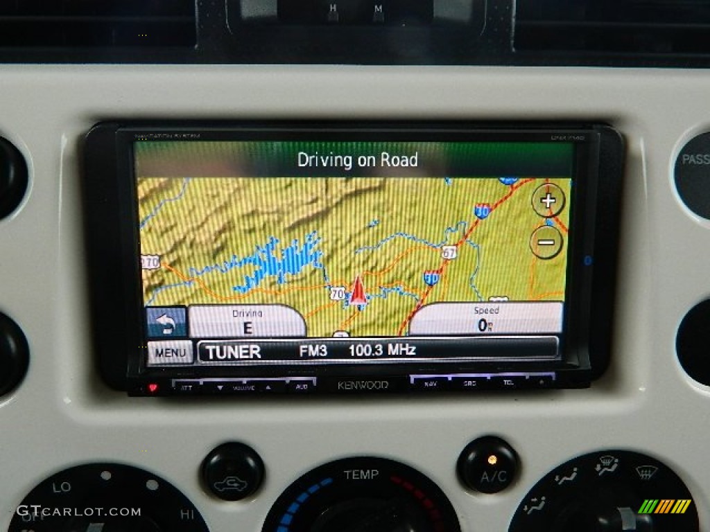2010 Toyota FJ Cruiser 4WD Navigation Photos