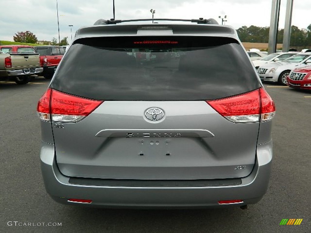 2011 Sienna XLE - Silver Sky Metallic / Light Gray photo #4