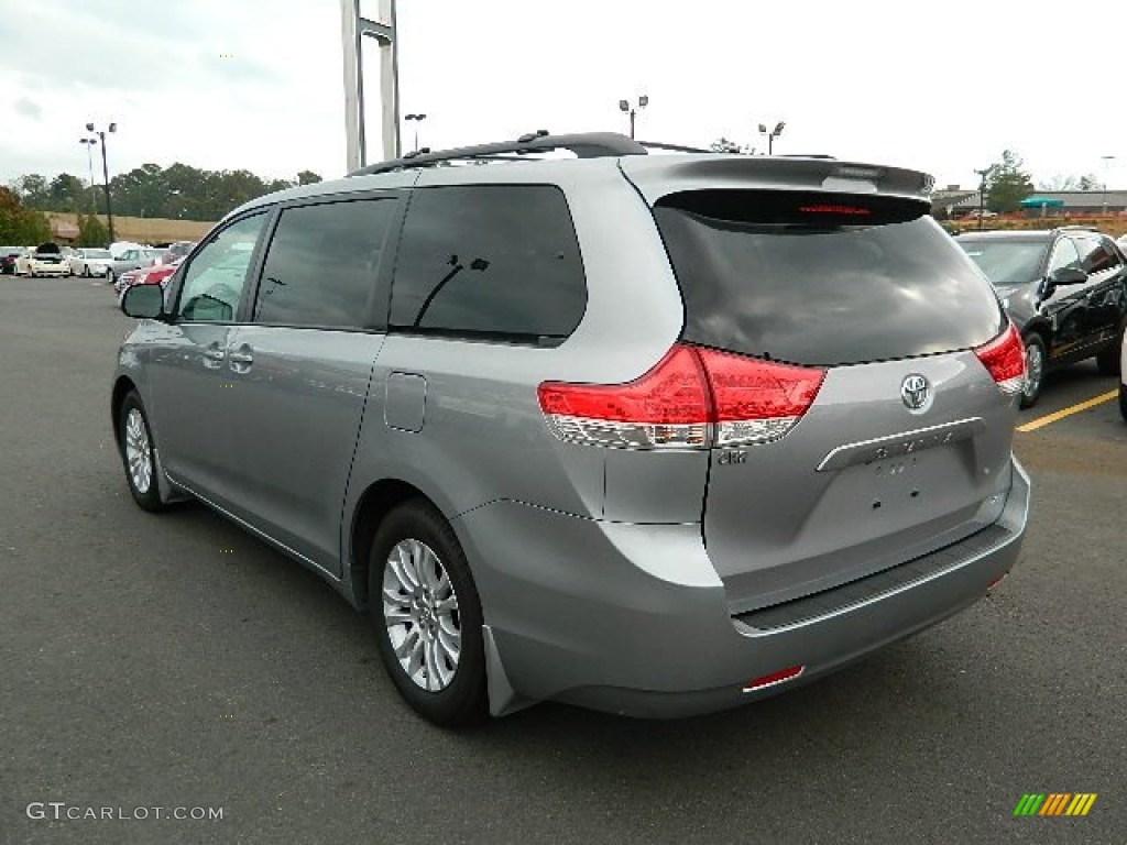 2011 Sienna XLE - Silver Sky Metallic / Light Gray photo #5