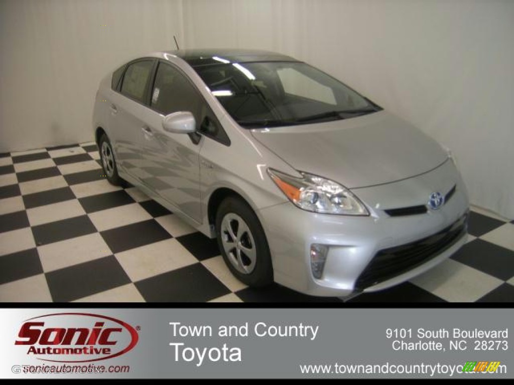 2012 Prius 3rd Gen Two Hybrid - Classic Silver Metallic / Dark Gray photo #1