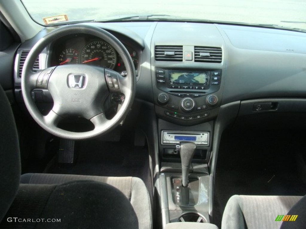 2003 Accord LX V6 Sedan - Satin Silver Metallic / Gray photo #8