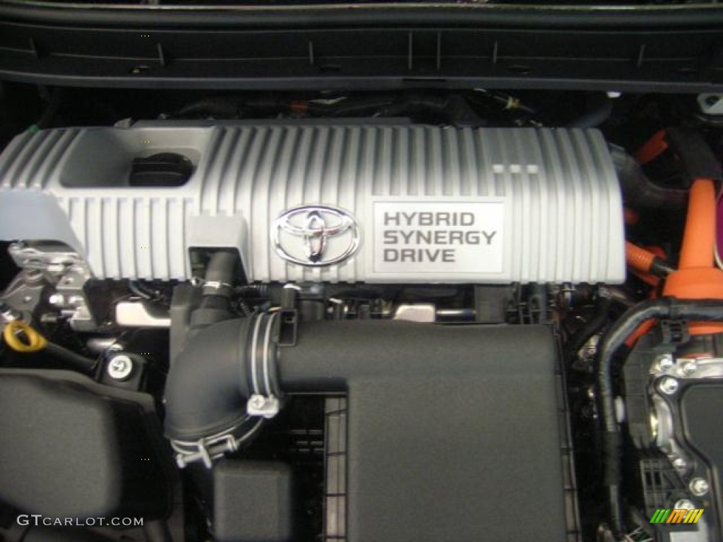 2012 Prius 3rd Gen Three Hybrid - Winter Gray Metallic / Misty Gray photo #23