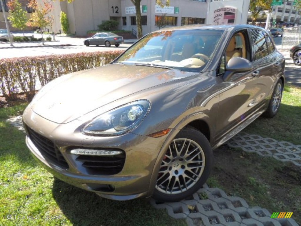 2013 Cayenne GTS - Umber Metallic / Luxor Beige photo #1