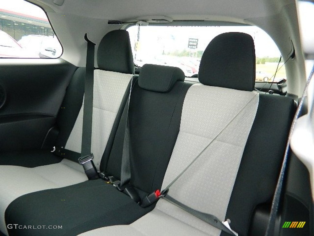 2013 Toyota Yaris LE 3 Door Rear Seat Photo #72371337