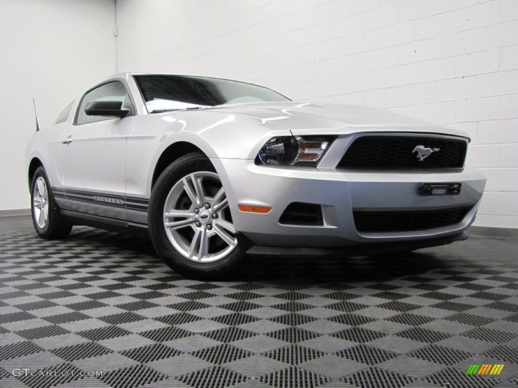 Ingot Silver Metallic 2011 Ford Mustang V6 Coupe Exterior Photo #72373524