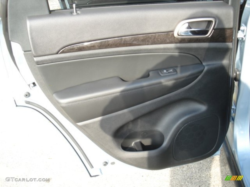 2013 Grand Cherokee Laredo X Package 4x4 - Winter Chill Pearl / Black photo #14