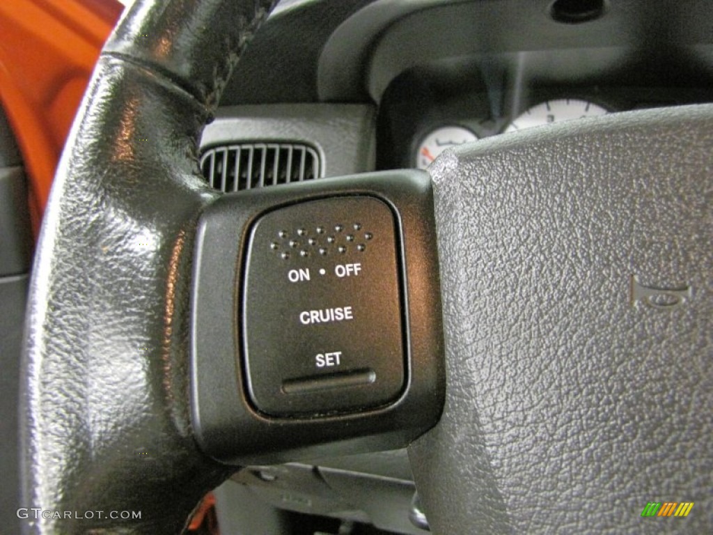 2005 Dodge Ram 1500 SLT Daytona Regular Cab 4x4 Controls Photo #72374658