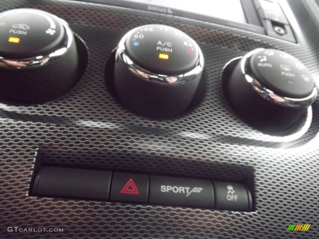 2013 Challenger R/T - Redline 3-Coat Pearl / Dark Slate Gray photo #12