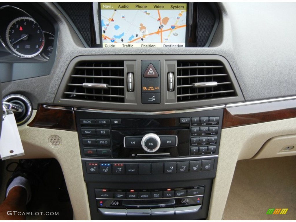 2011 Mercedes-Benz E 550 Cabriolet Controls Photo #72377642