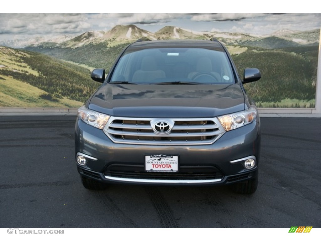 2013 Highlander V6 4WD - Magnetic Gray Metallic / Ash photo #3