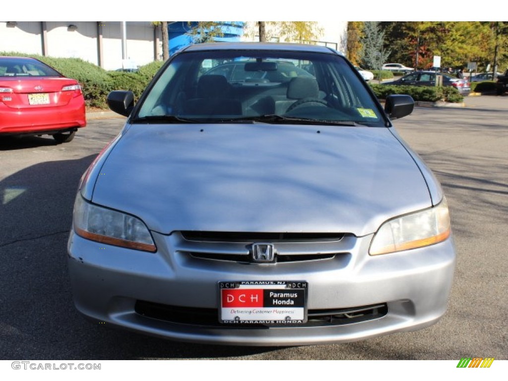 2000 Accord DX Sedan - Satin Silver Metallic / Quartz photo #2