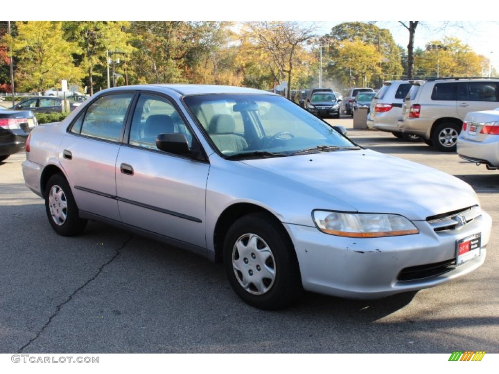 2000 Accord DX Sedan - Satin Silver Metallic / Quartz photo #3