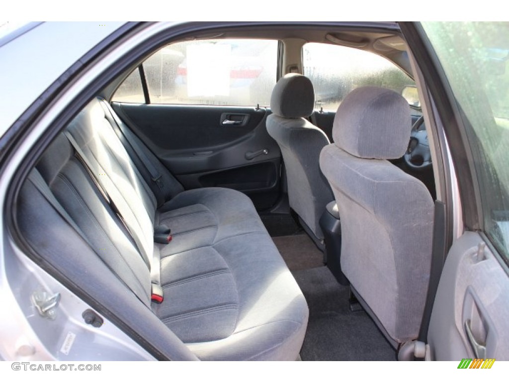 2000 Honda Accord DX Sedan Rear Seat Photo #72380095