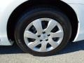 Super White - Camry LE Photo No. 25