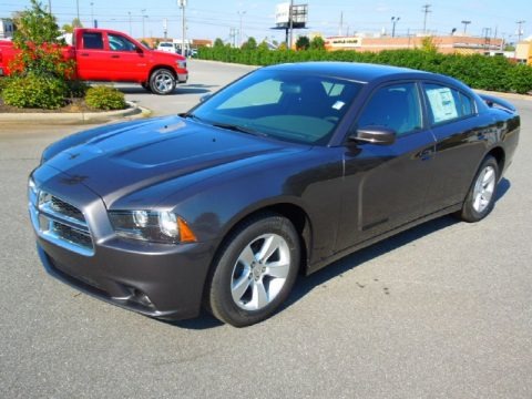 2013 Dodge Charger SXT Data, Info and Specs