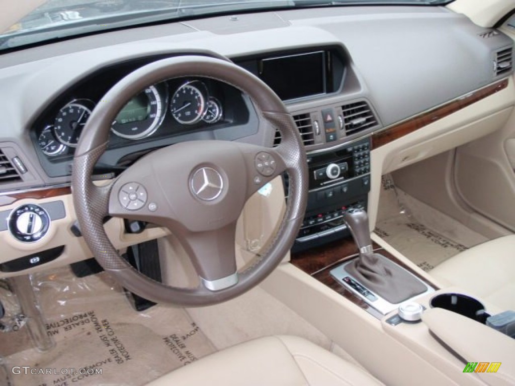 Almond Beige Interior 2010 Mercedes-Benz E 350 Coupe Photo #72384267
