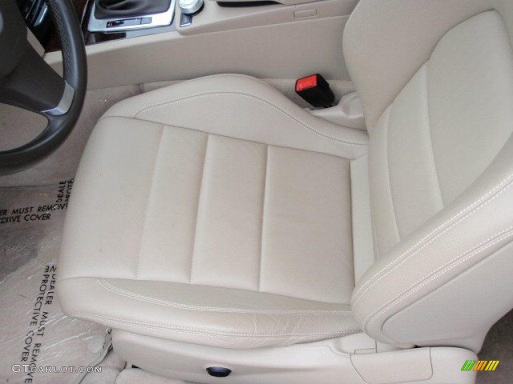 Almond Beige Interior 2010 Mercedes-Benz E 350 Coupe Photo #72384310