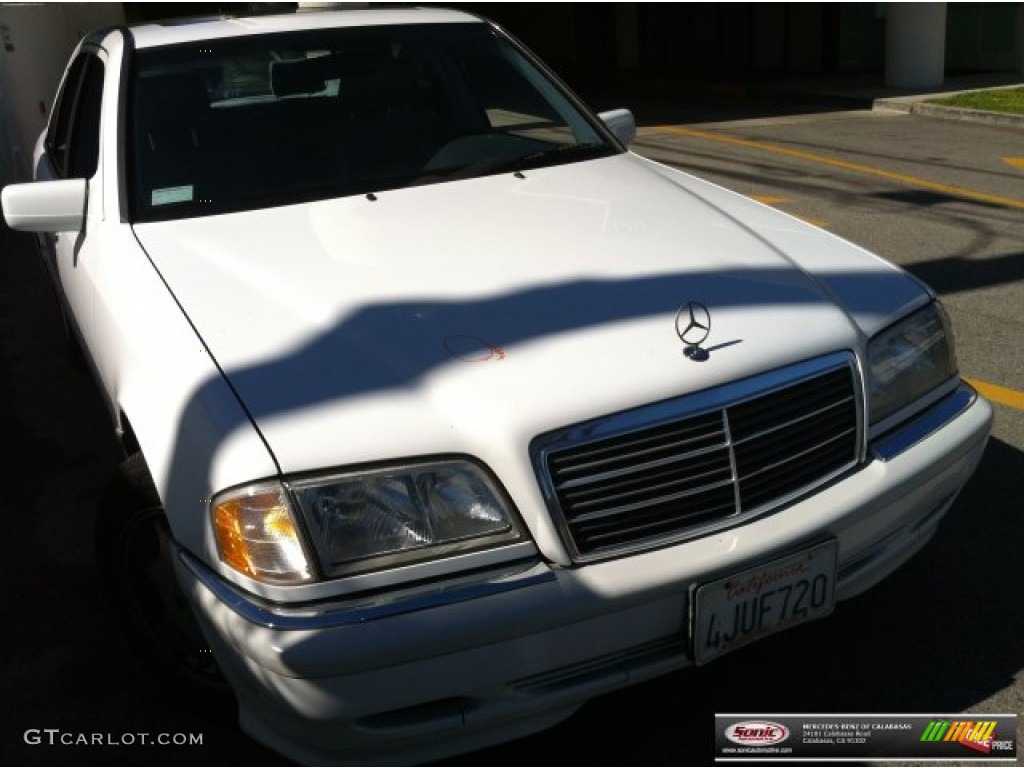 2000 C 230 Kompressor Sedan - Glacier White / Beige photo #1