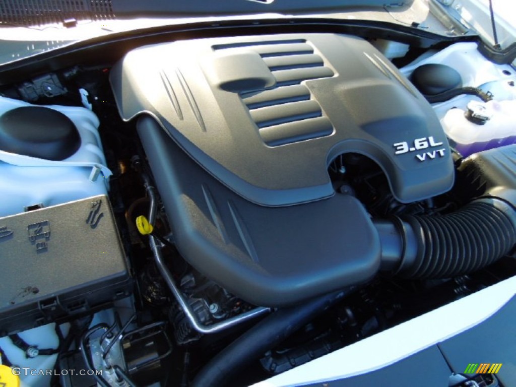 2013 Dodge Charger SE 3.6 Liter DOHC 24-Valve VVT Pentastar V6 Engine Photo #72384741