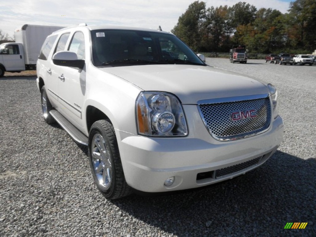 White Diamond Tricoat 2013 GMC Yukon XL Denali AWD Exterior Photo #72385116