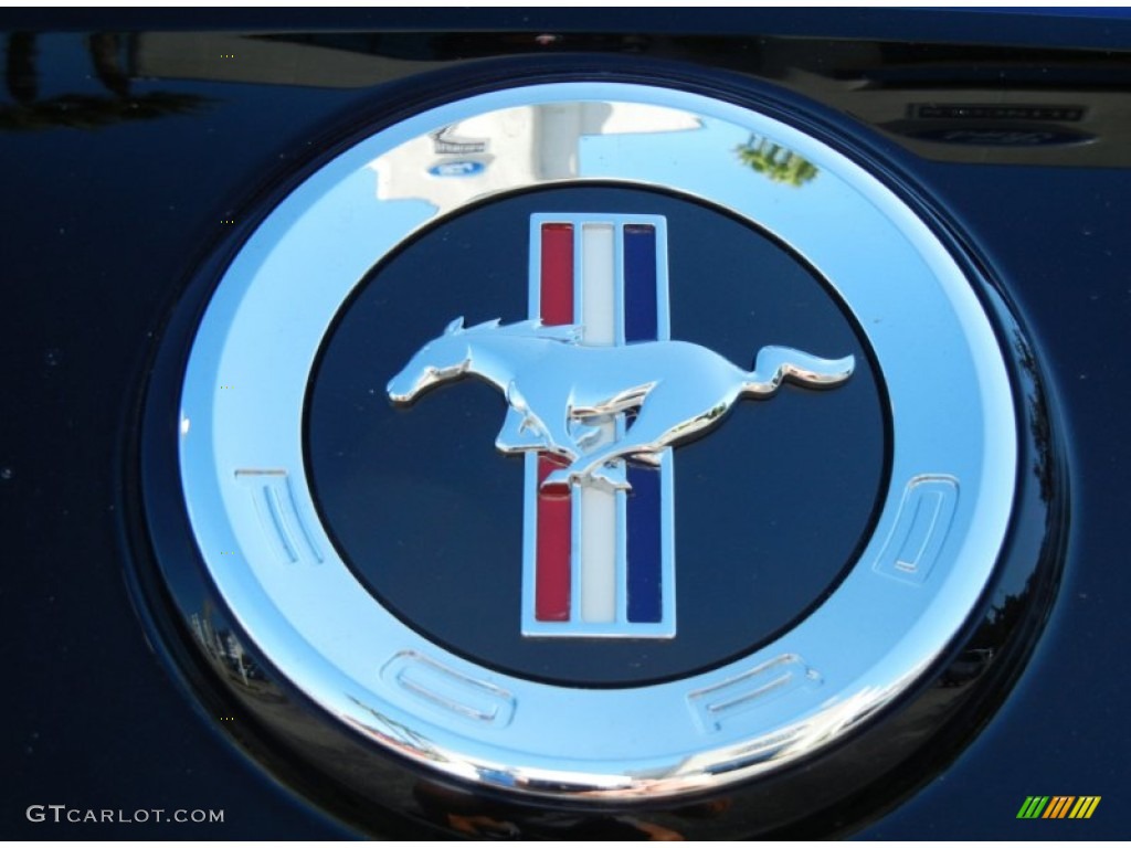 2013 Ford Mustang V6 Coupe Marks and Logos Photo #72385368