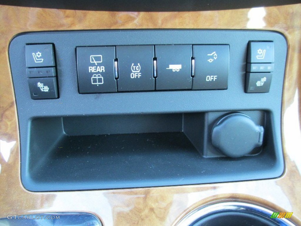 2012 Enclave FWD - White Diamond Tricoat / Cashmere photo #28