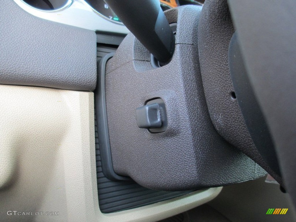 2012 Enclave FWD - White Diamond Tricoat / Cashmere photo #30