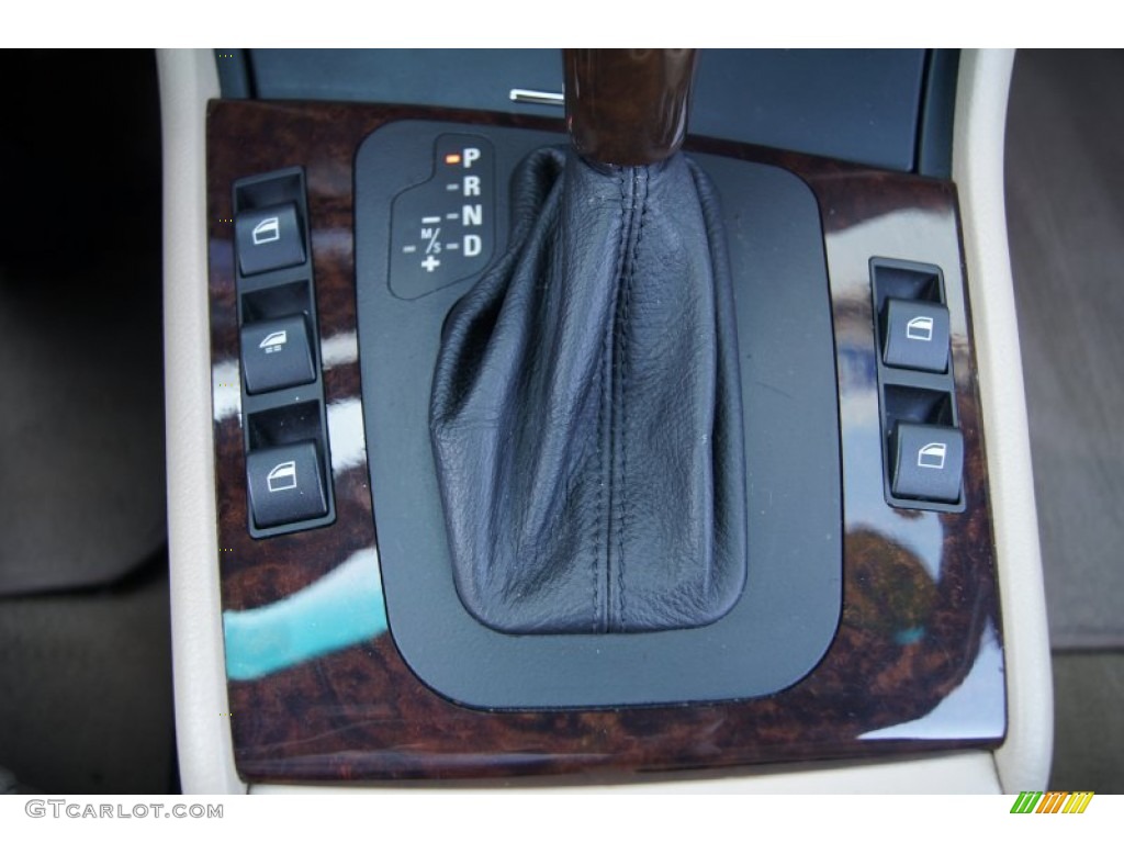 2005 3 Series 330i Convertible - Alpine White / Sand photo #31