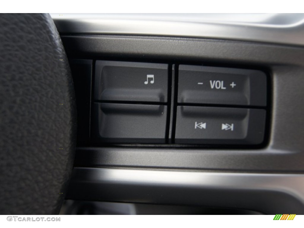 2013 Ford Mustang V6 Coupe Controls Photo #72393399