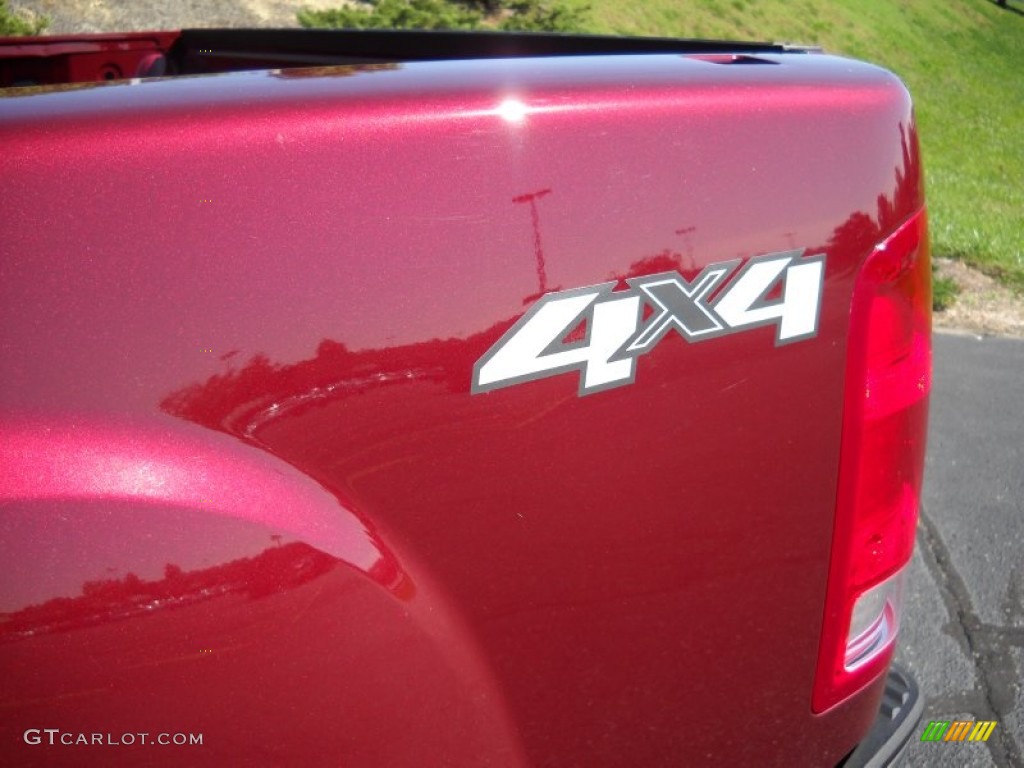 2013 GMC Sierra 1500 SLT Crew Cab 4x4 Marks and Logos Photos