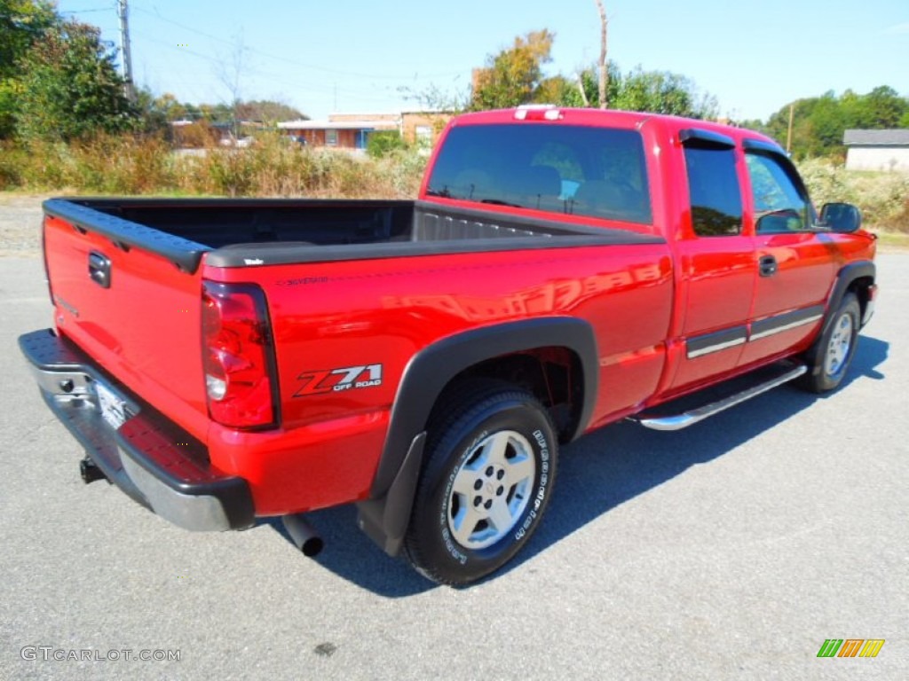 2006 Silverado 1500 LT Extended Cab 4x4 - Victory Red / Tan photo #5
